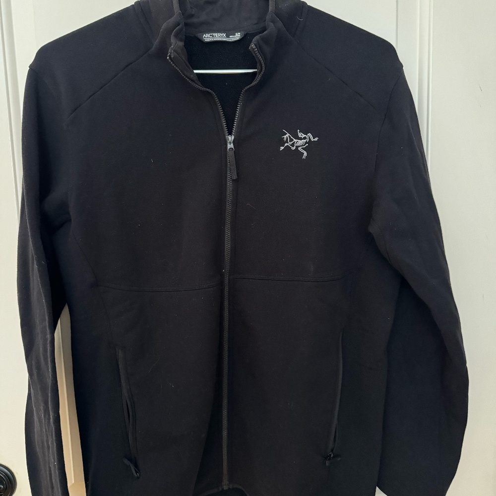 Archeryx Balck Hooded Zip Up